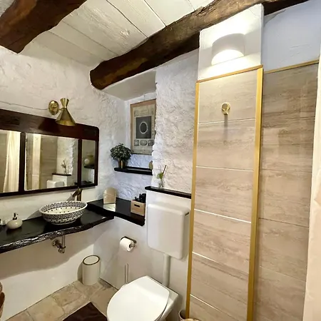 Apartment Casa Fresco: 400 Year Old Historical Gem Oggebbio