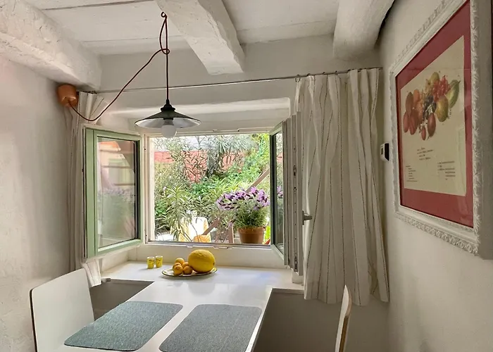 Casa Fresco: 400 Year Old Historical Gem Apartament